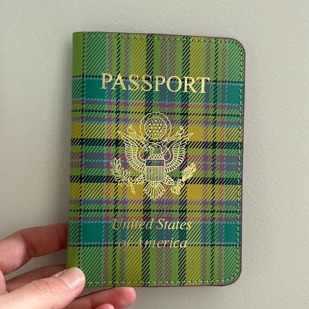 Baekgaard Leather Passport Cover